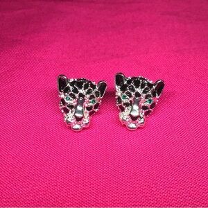 NWOT Leopard Head Stud Earrings